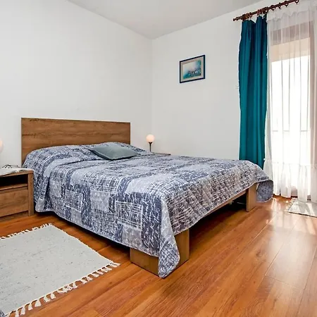 Unit 1 - Sea View 2-bedroom With Free Parking Appartement *
